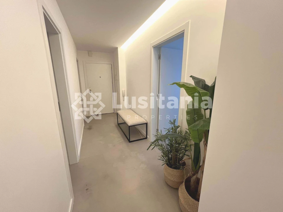 Apartamento T2 para Venda em Quarteira Foto 5