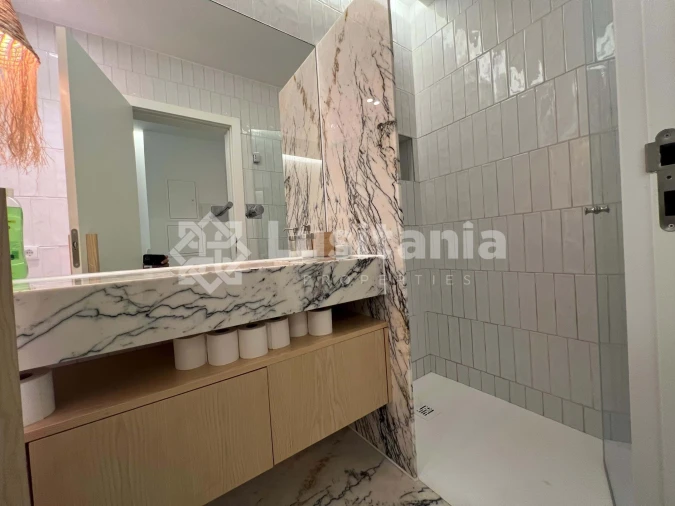 Apartamento T2 para Venda em Quarteira Foto 8