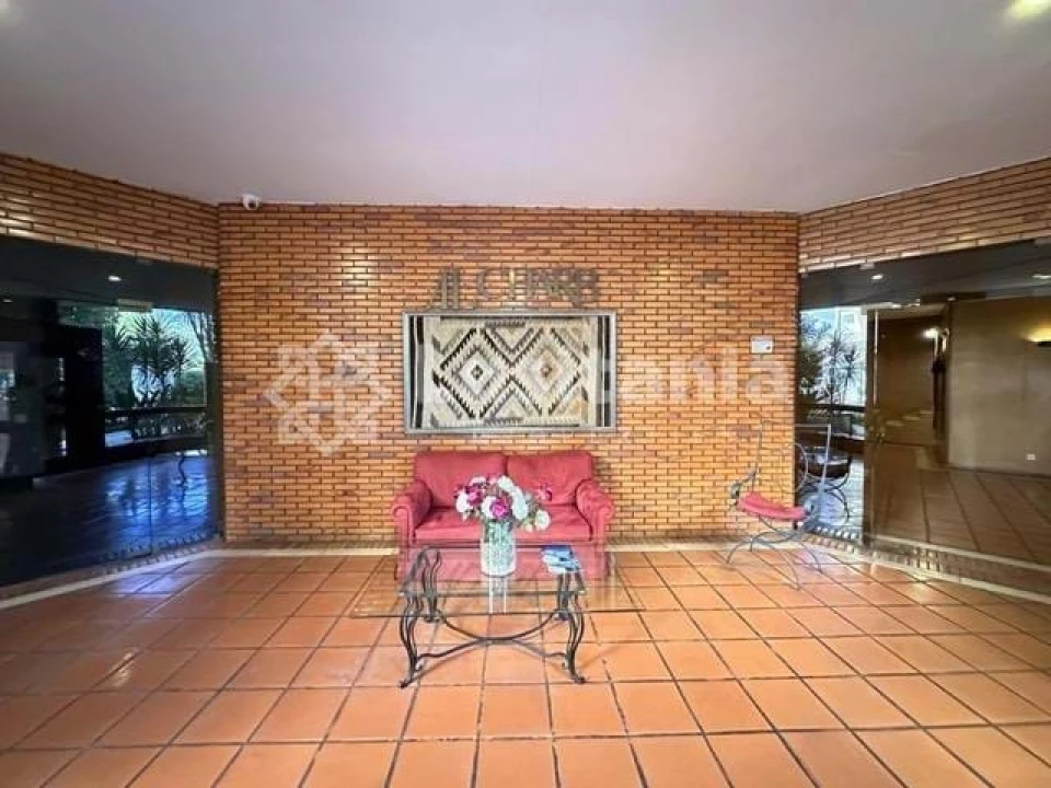 Apartamento T2 para Venda em Quarteira Foto 13