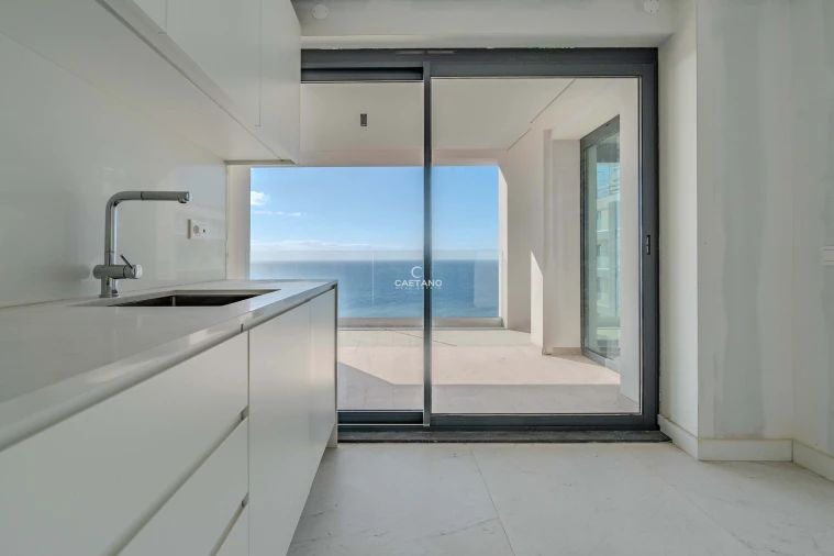 Apartamento T4 para Venda em São Martinho Foto 6