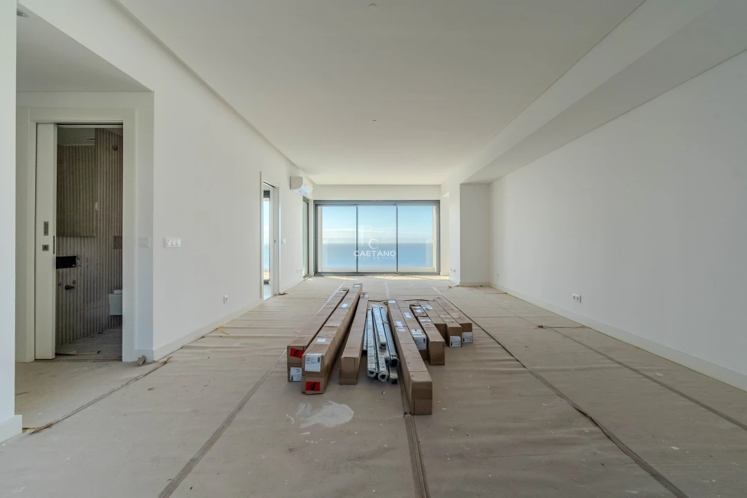 Apartamento T4 para Venda em São Martinho Foto 3