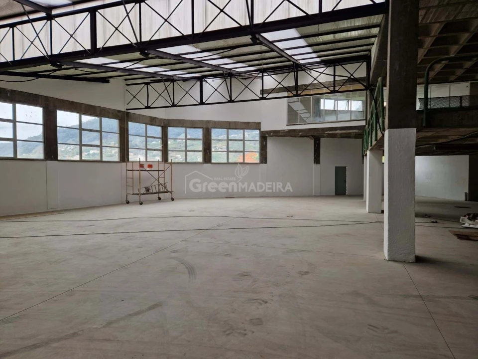 Armazém para Arrendamento em Campanario Foto 1