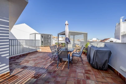 Moradia T9 para Venda em Lagos (São Sebastião e Santa Maria)
