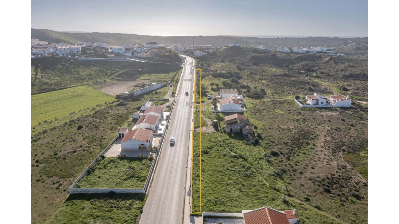 Terreno para Venda em Bordeira Foto 1