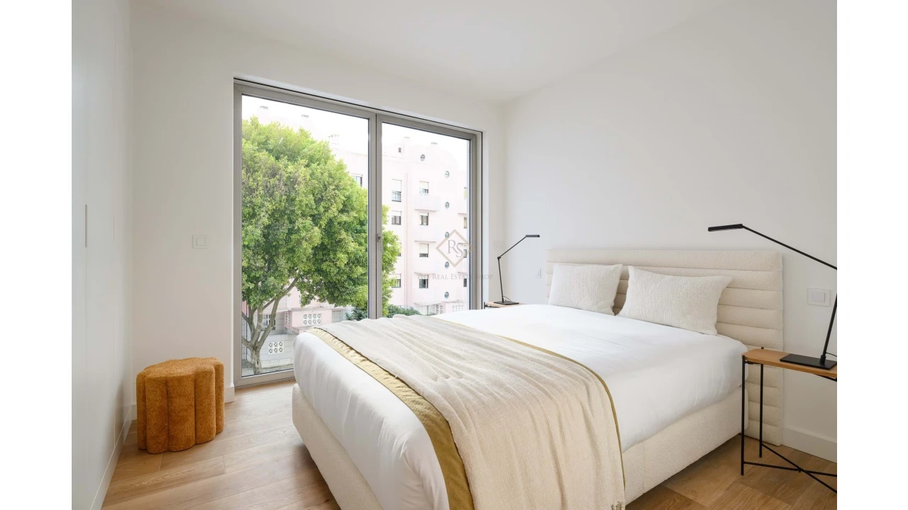 Apartamento T3 para Venda em Moscavide e Portela Foto 3