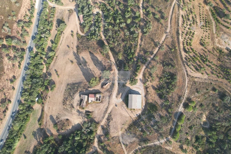 Terreno para Venda em Lagos (São Sebastião e Santa Maria) Foto 26