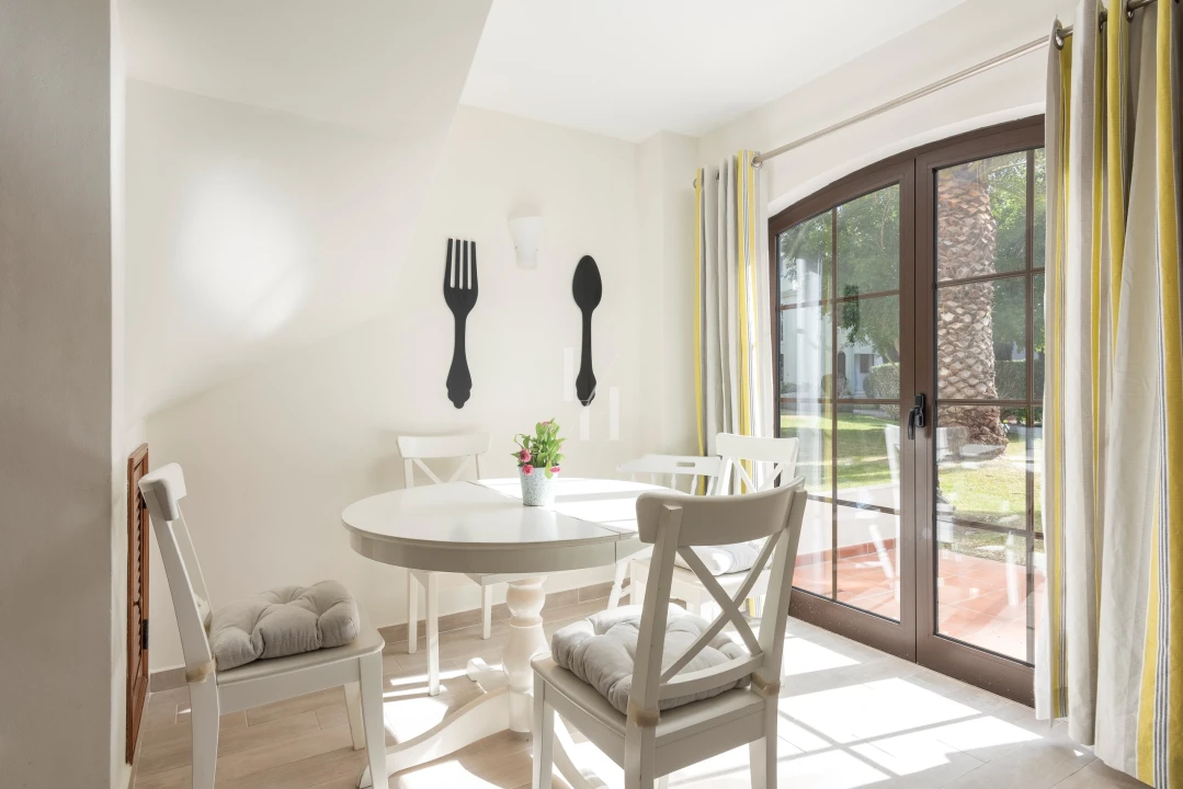 Moradia T2 para Arrendamento férias em Quarteira Foto 3