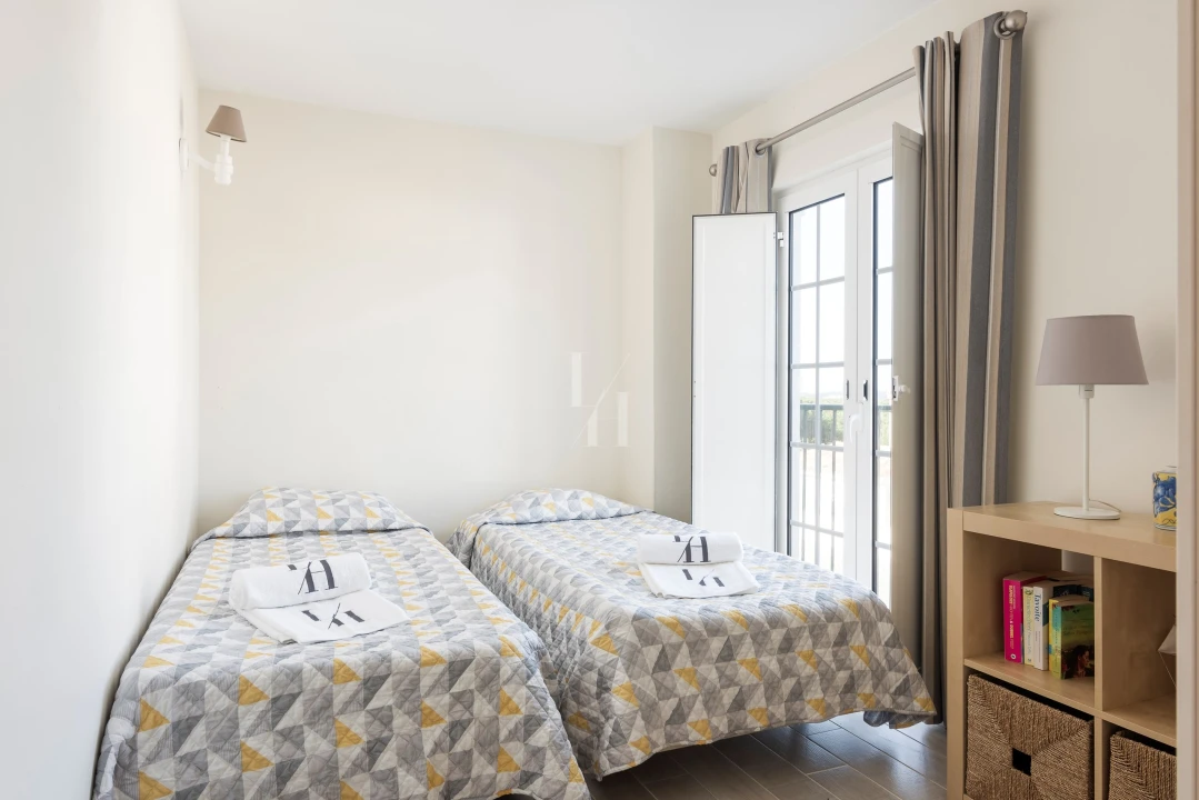 Moradia T2 para Arrendamento férias em Quarteira Foto 12