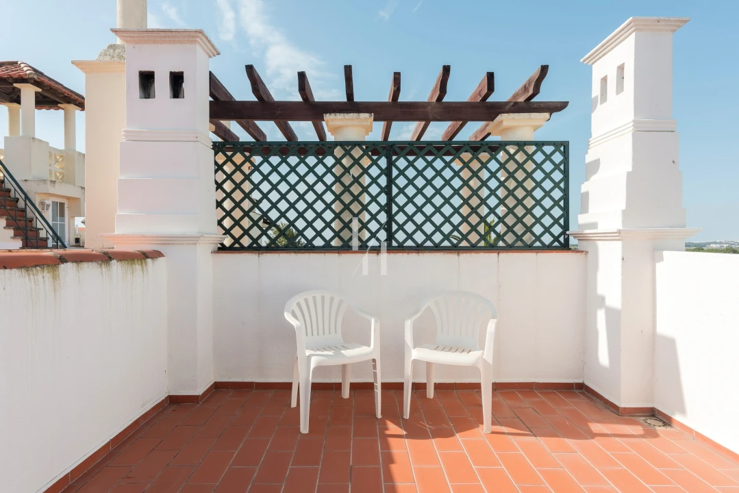 Moradia T2 para Arrendamento férias em Quarteira Foto 17