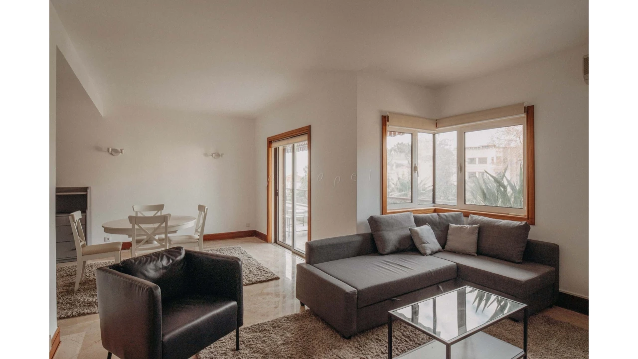 Apartamento T2 para Venda em Cascais e Estoril Foto 2