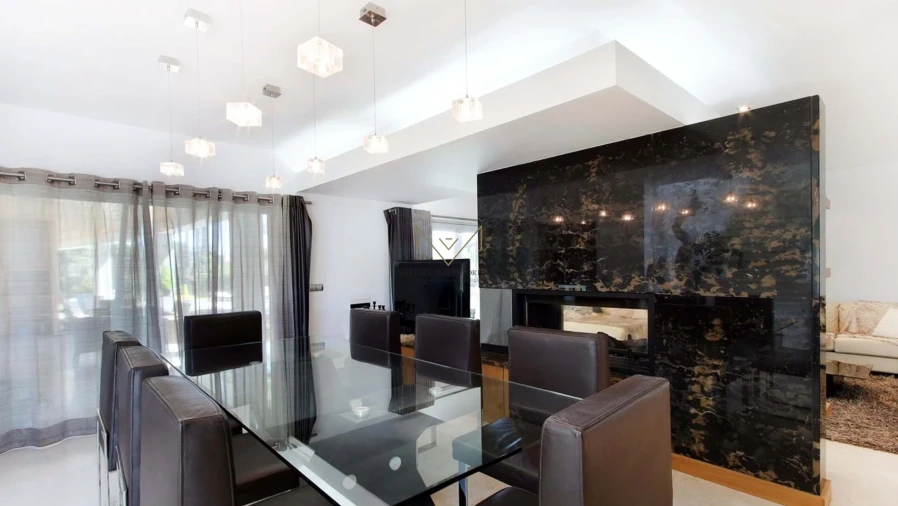 Moradia para Venda em Charneca de Caparica e Sobreda Foto 9