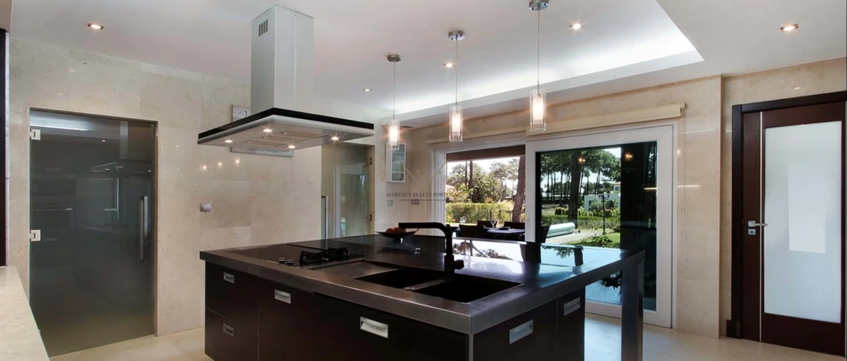 Moradia para Venda em Charneca de Caparica e Sobreda Foto 8