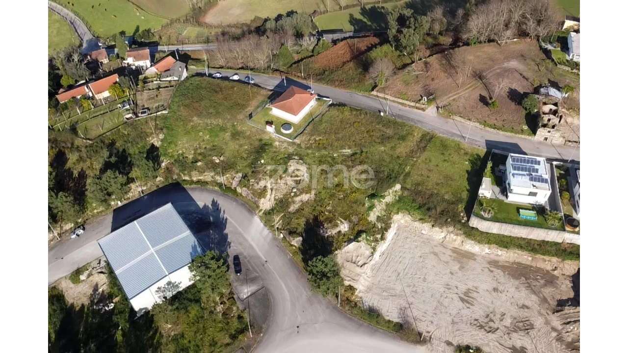 Terreno para Venda em Monsul Foto 10