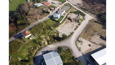 Terreno para Venda em Monsul