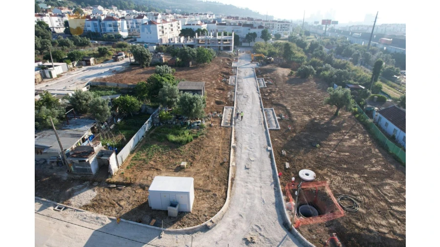 Terreno para Venda em Alverca do Ribatejo e Sobralinho Foto 9