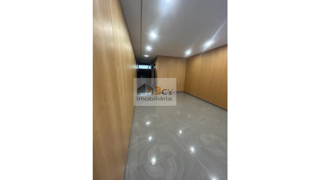Apartamento T4 para Venda em Cedofeita, Santo Ildefonso, Sé, Miragaia, São Nicolau e Vitória Foto 4