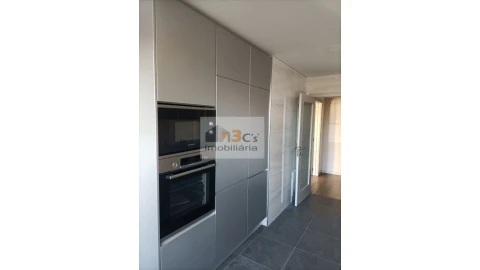 Apartamento T4 para Venda em Cedofeita, Santo Ildefonso, Sé, Miragaia, São Nicolau e Vitória
