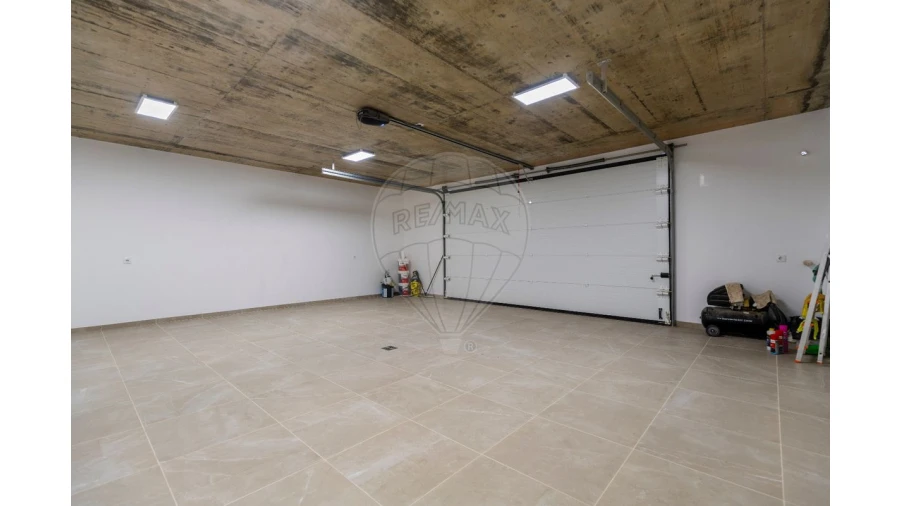 Moradia T4 para Venda em Ribamar Foto 41