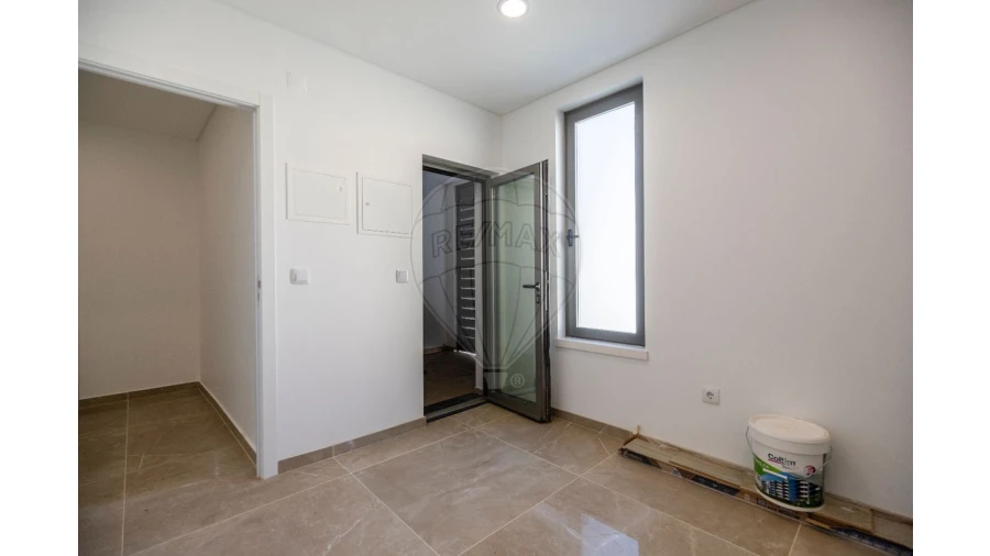 Moradia T4 para Venda em Ribamar Foto 40