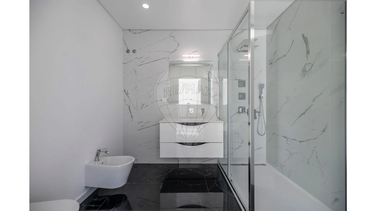 Moradia T4 para Venda em Ribamar Foto 33