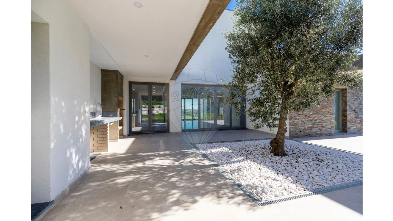 Moradia T4 para Venda em Ribamar Foto 47