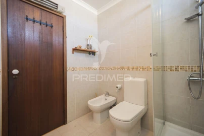 Moradia T6 para Venda em Olivais