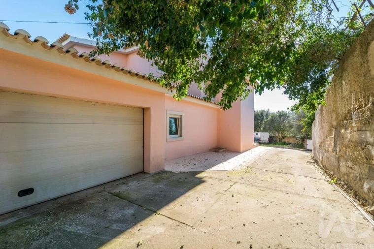 Moradia T4 para Venda em São João das Lampas e Terrugem Foto 4