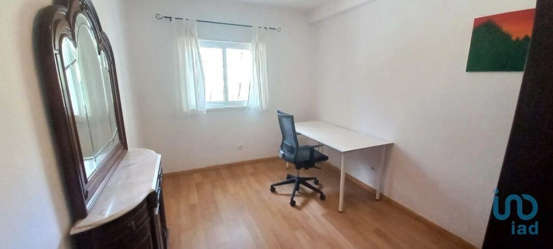 Moradia T16 para Venda em Bucelas Foto 14