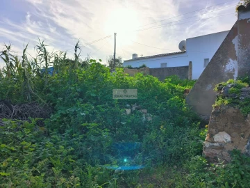 Terreno para Venda em Lagos (São Sebastião e Santa Maria)