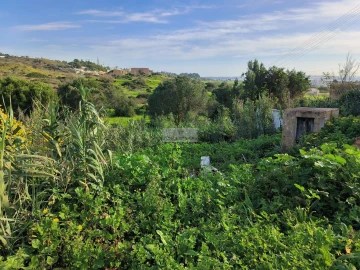Terreno para Venda em Lagos (São Sebastião e Santa Maria)