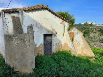 Terreno para Venda em Lagos (São Sebastião e Santa Maria)