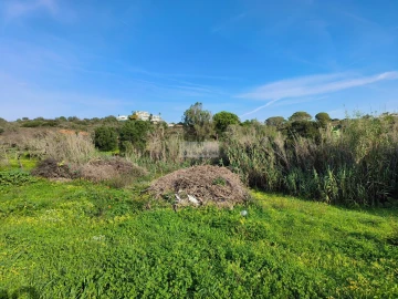 Terreno para Venda em Lagos (São Sebastião e Santa Maria)