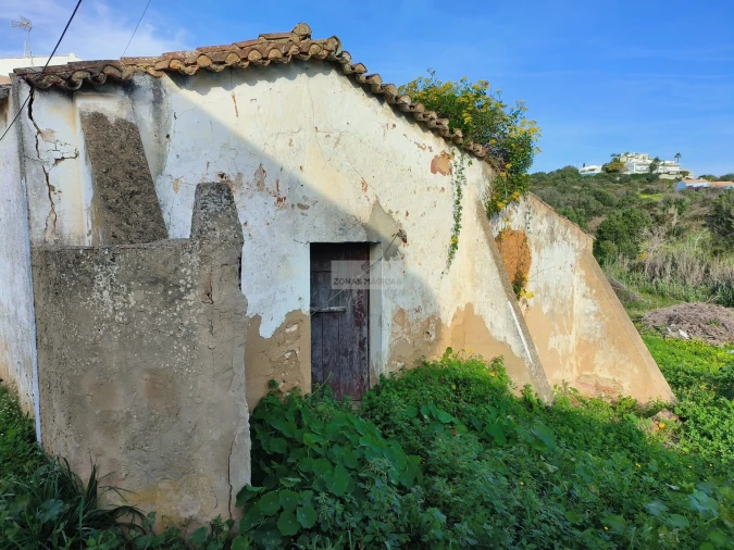 Terreno para Venda em Lagos (São Sebastião e Santa Maria) Foto 5