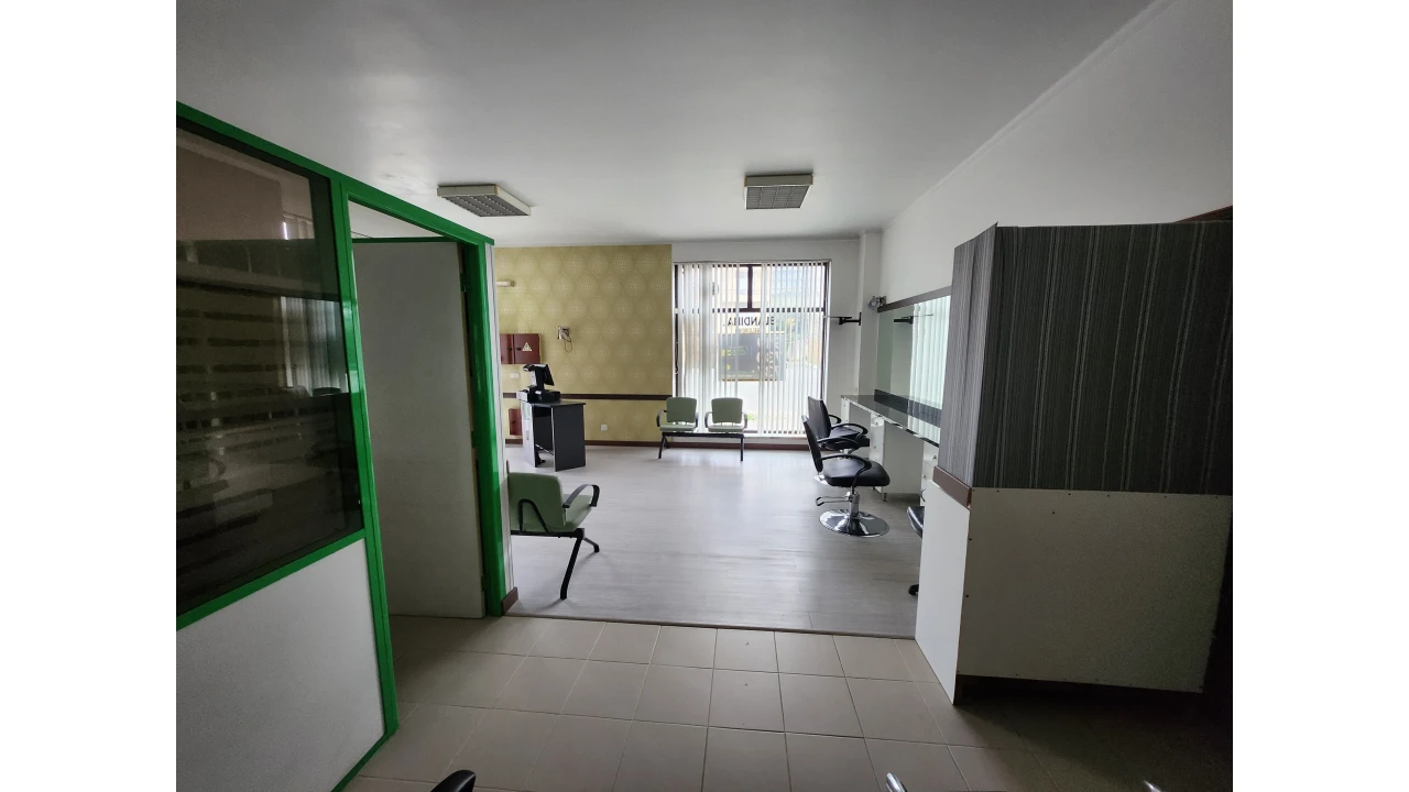 Loja para Arrendamento em Leiria, Pousos, Barreira e Cortes Foto 9