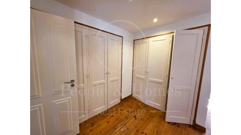 Moradia T6 para Arrendamento em Cascais e Estoril