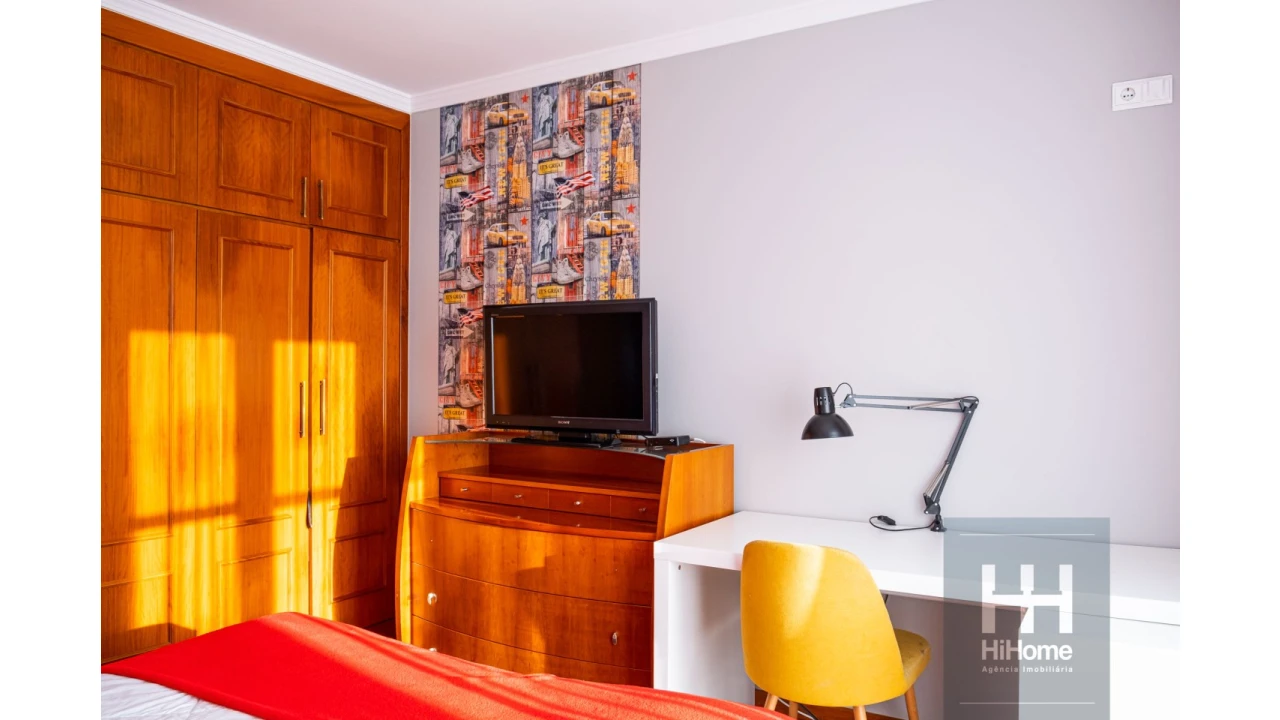 Moradia T4 para Venda em Canhas Foto 37