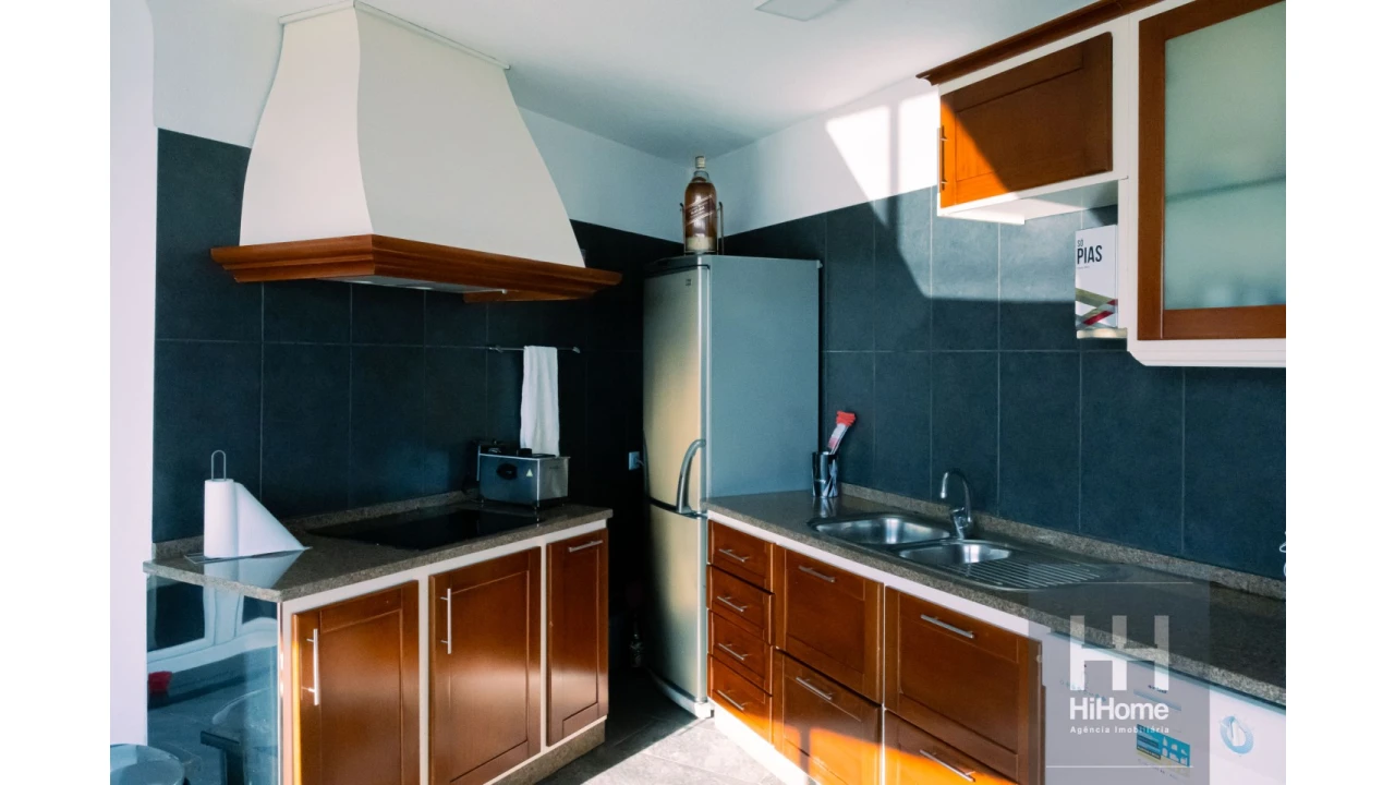 Moradia T4 para Venda em Canhas Foto 56