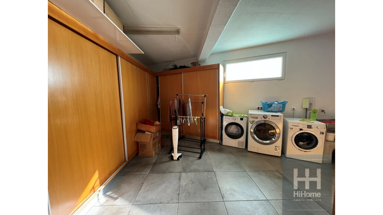 Moradia T4 para Venda em Canhas Foto 61