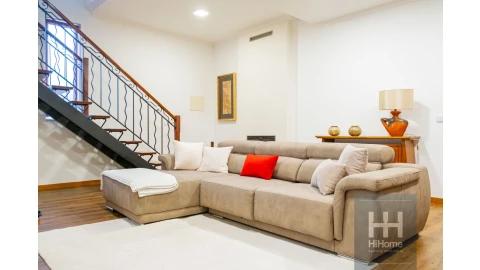 Moradia T4 para Venda em Canhas