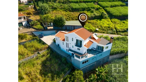 Moradia T4 para Venda em Canhas