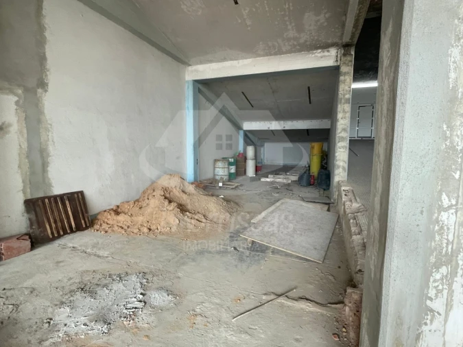 Armazém para Venda em Sacavém e Prior Velho Foto 3