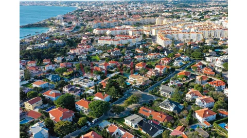 Moradia T4 para Venda em Carcavelos e Parede