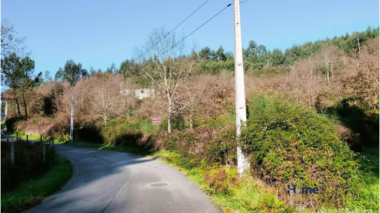 Terreno para Venda em Travanca Foto 3