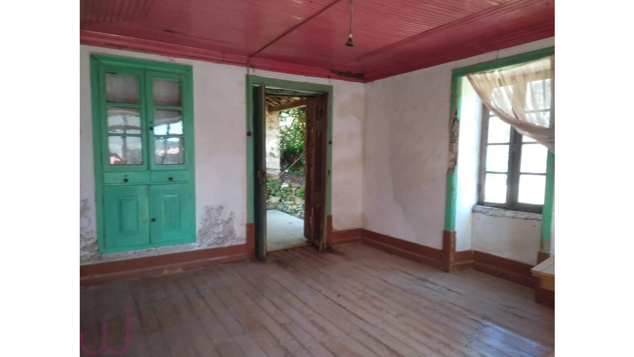 Moradia T3 para Venda em Lorvão Foto 7