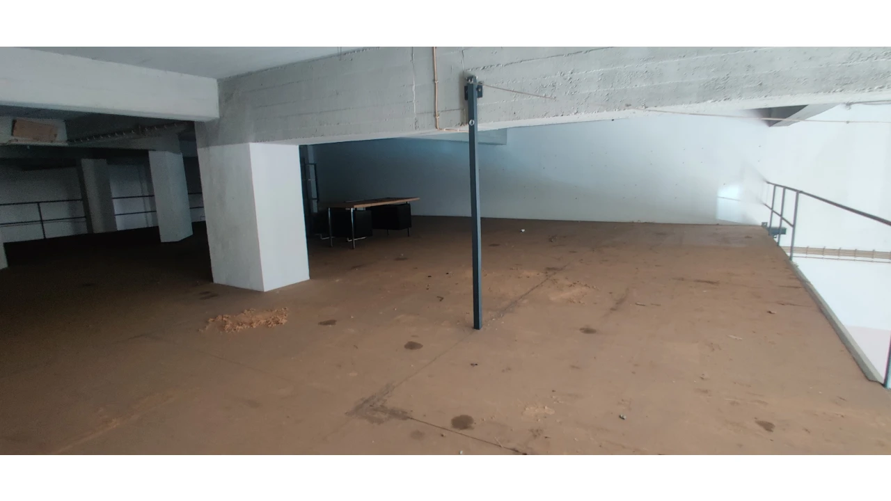 Armazém para Arrendamento em Póvoa de Santa Iria e Forte da Casa Foto 4