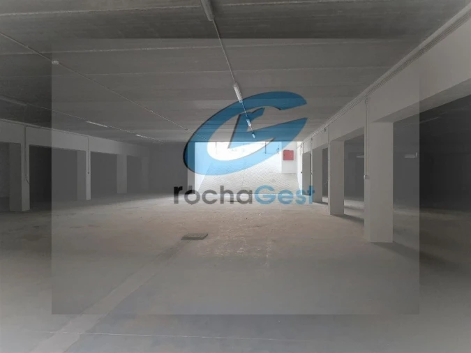 Armazém para Arrendamento em Arcozelo Foto 18