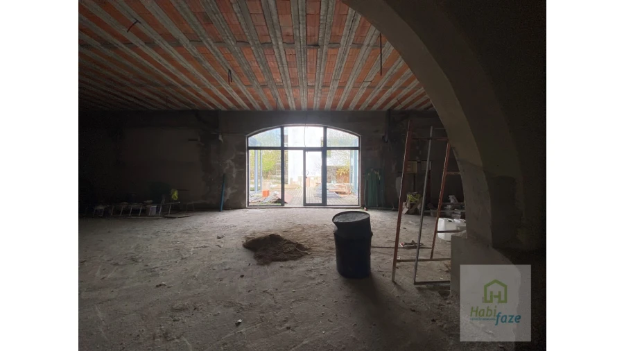 Loja para Venda em Évora (São Mamede, Sé, São Pedro e Santo Antão) Foto 3