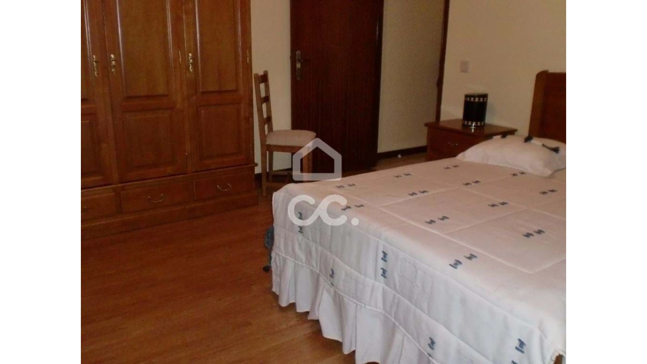 Apartamento T3 para Venda em Cernadelo e Lousada (São Miguel e Santa Margarida) Foto 8