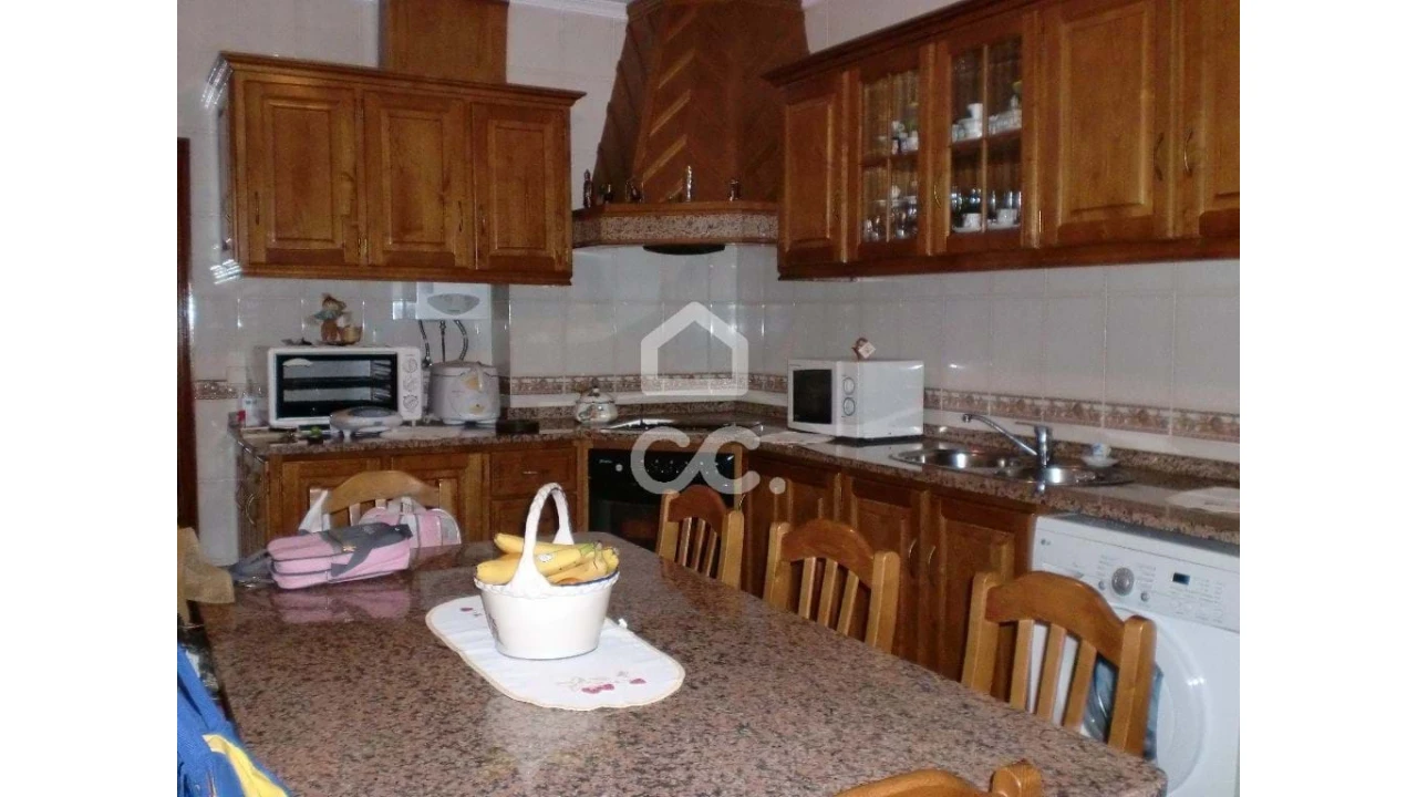 Apartamento T3 para Venda em Cernadelo e Lousada (São Miguel e Santa Margarida) Foto 2