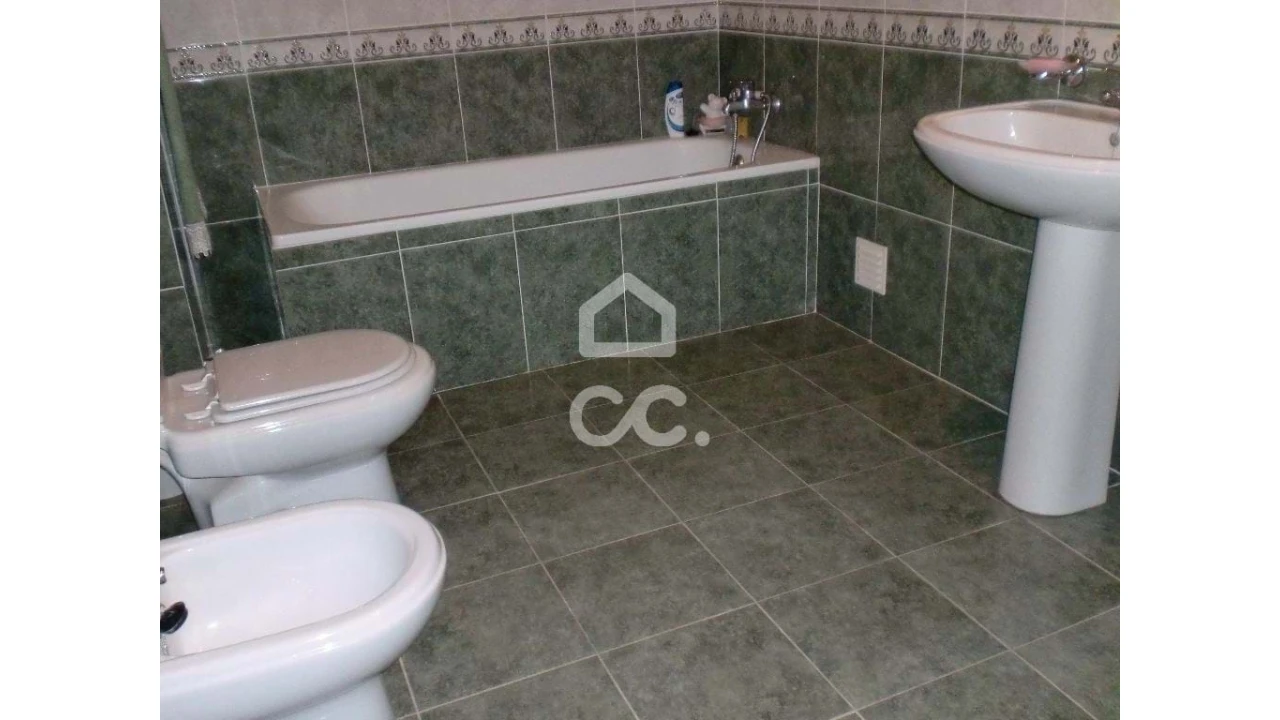 Apartamento T3 para Venda em Cernadelo e Lousada (São Miguel e Santa Margarida) Foto 6